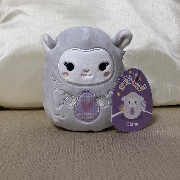 NWT Squishmallows Olana The Lamb 4" - Picture 6 of 6